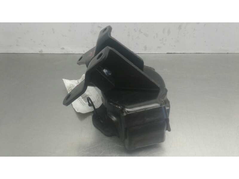 Recambio de soporte motor izquierdo inferior para mitsubishi montero (v60/v70) 3.2 di-d gls (3-ptas.) referencia OEM IAM   