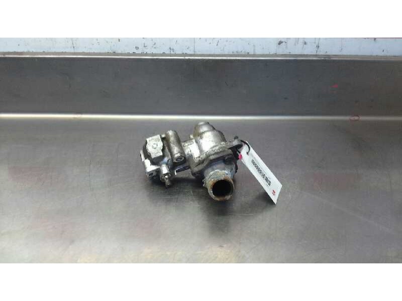 Recambio de caja termostato para ford focus berlina (cak) ambiente referencia OEM IAM   