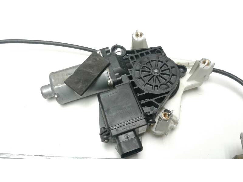 Recambio de elevalunas trasero izquierdo para mitsubishi space star (dg0) 1900 di-d referencia OEM IAM MR503577  