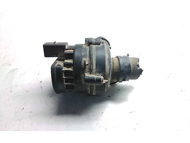 Recambio de bomba agua electrica para nissan qashqai (j10) tekna referencia OEM IAM   