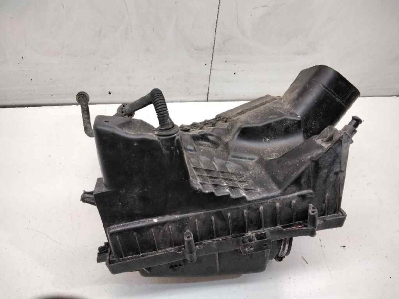 Recambio de caja filtro de aire para opel insignia berlina cosmo referencia OEM IAM 55560889  