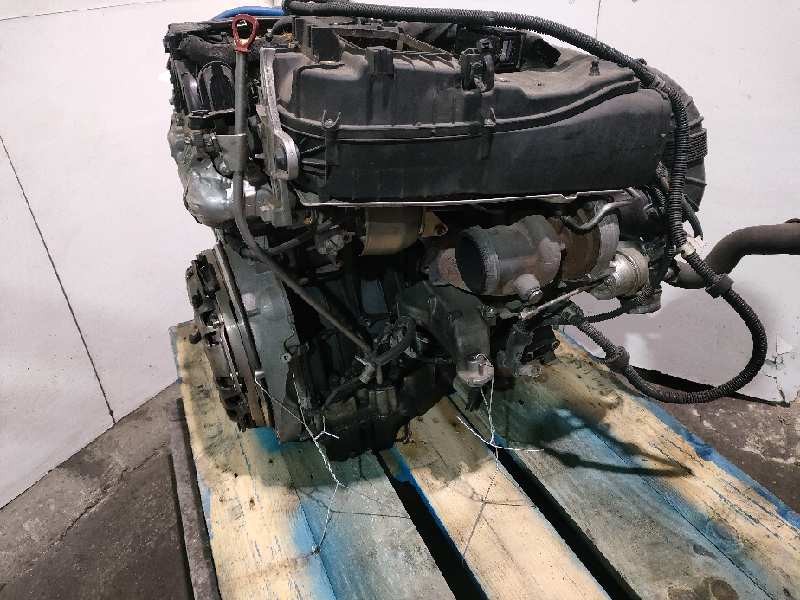 Recambio de despiece motor para mercedes clase c (w204) berlina c 220 cdi blueefficiency (204.002) referencia OEM IAM OM651911  