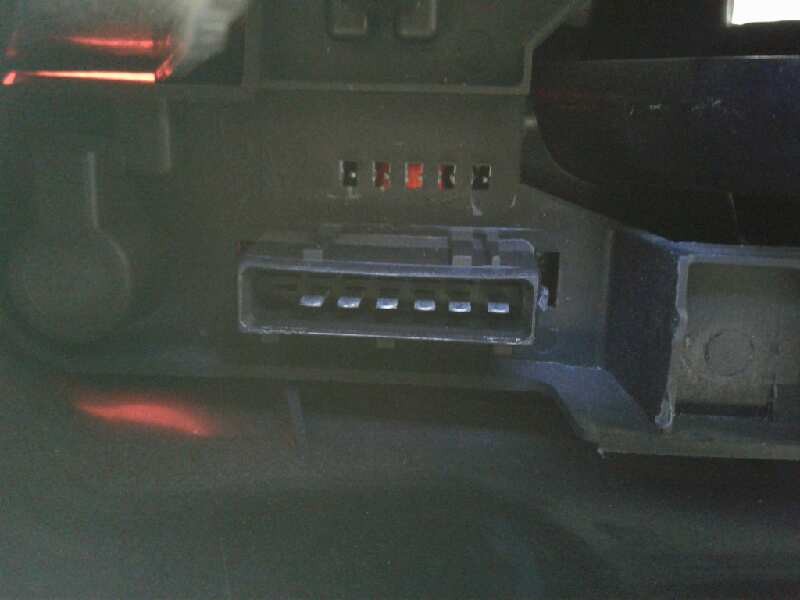 Recambio de piloto trasero izquierdo para citroen saxo 1.1 image referencia OEM IAM 6350F7  