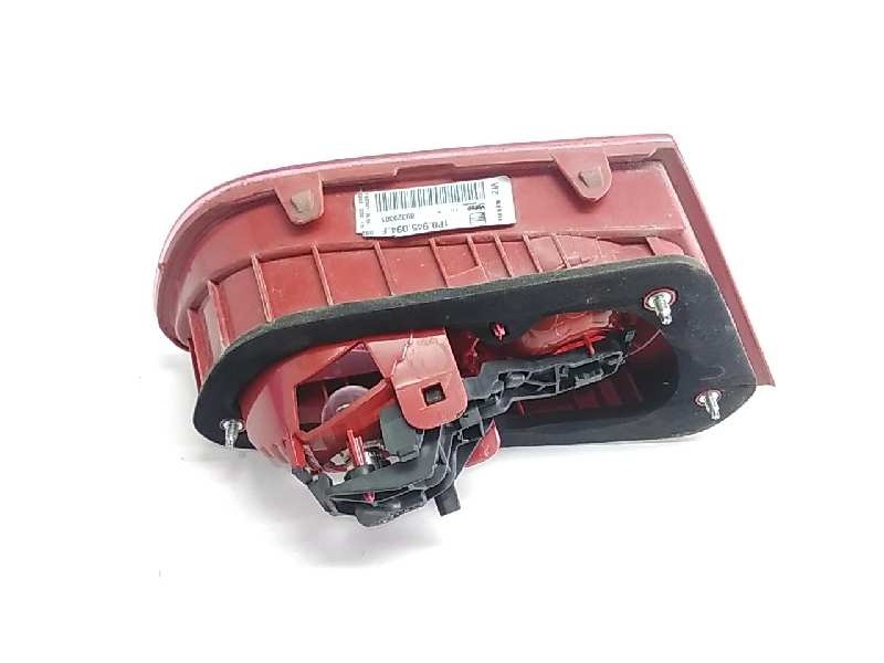 Recambio de piloto trasero derecho porton para seat leon (1p1) reference referencia OEM IAM 1P0945094F  