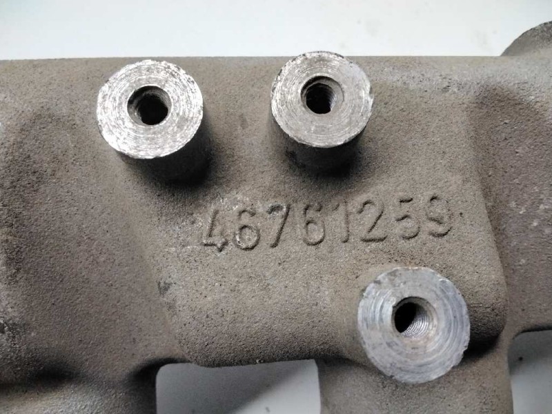 Recambio de colector admision para fiat stilo (192) 1.9 jtd cat referencia OEM IAM 46761259 A50215 