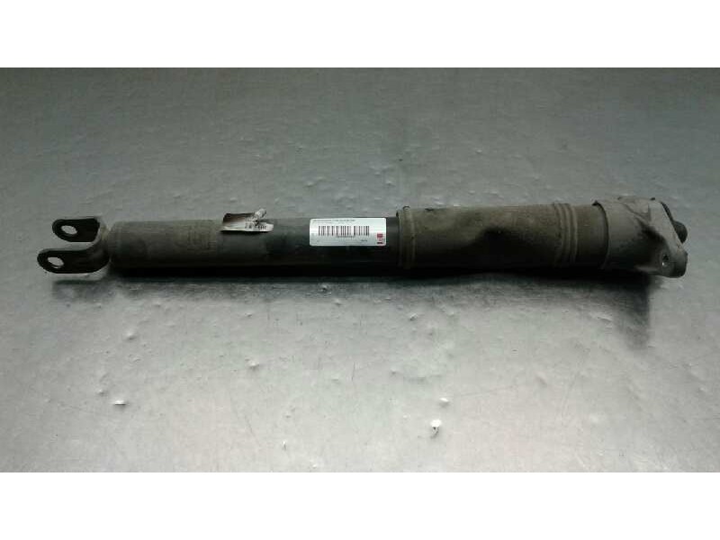 Recambio de amortiguador trasero derecho para kia cee´d emotion referencia OEM IAM 553101H000  