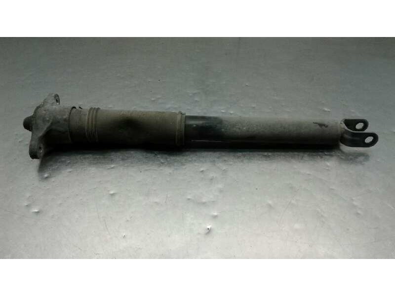 Recambio de amortiguador trasero derecho para kia cee´d emotion referencia OEM IAM 553101H000  