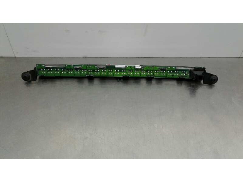 Recambio de luz central de freno para mercedes clase c (w203) sportcoupe c 200 compressor (203.745) referencia OEM IAM A20382004