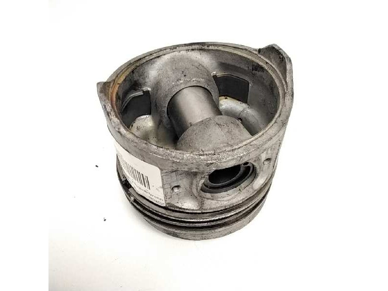 Recambio de piston para nissan serena (c23m) 2.0 diesel referencia OEM IAM   