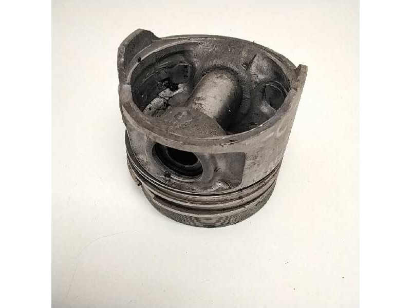 Recambio de piston para nissan serena (c23m) 2.0 diesel referencia OEM IAM   