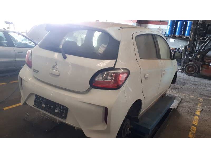 mitsubishi space star (a00) del año 2021