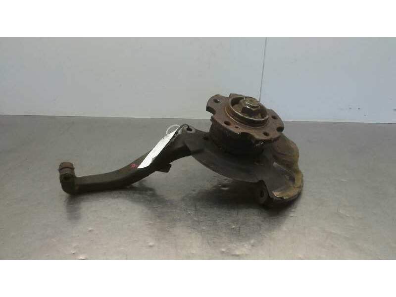 Recambio de mangueta delantera derecha para ssangyong rodius xdi referencia OEM IAM   