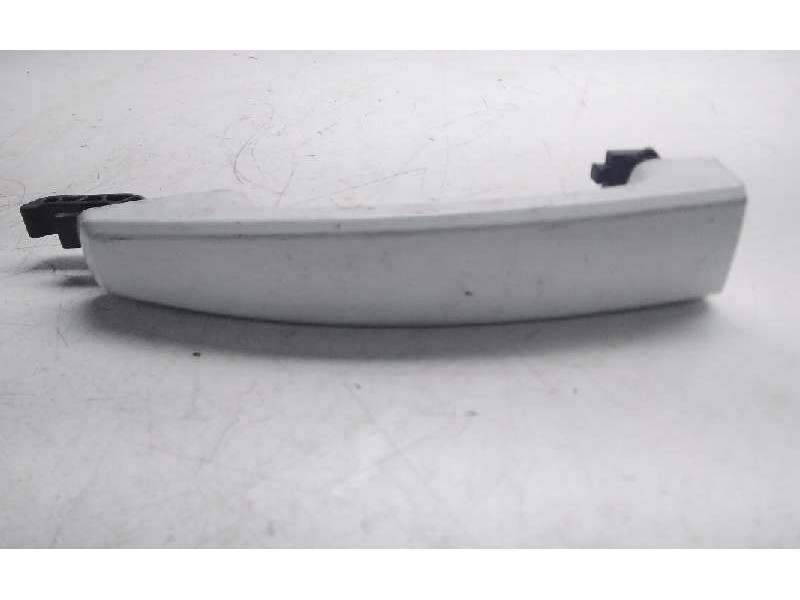 Recambio de maneta exterior delantera derecha para opel astra j gtc sportive referencia OEM IAM 13500026  