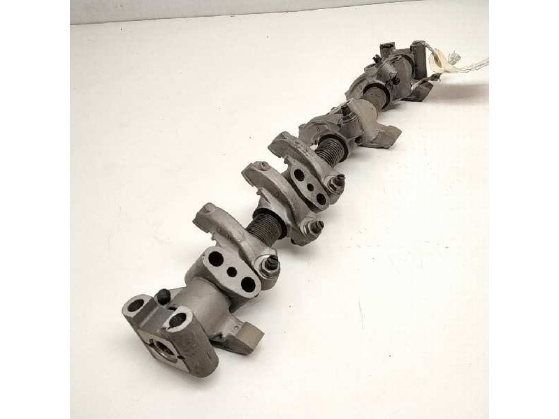 Recambio de eje balancines para nissan terrano/terrano.ii (r20) 2.7 turbodiesel referencia OEM IAM   