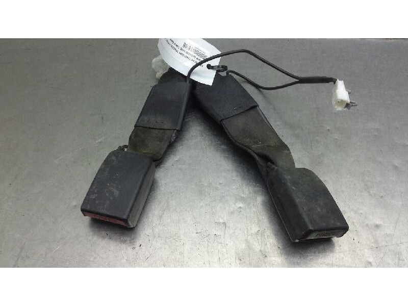 Recambio de enganche cinturon trasero derecho para nissan qashqai (j10) tekna sport referencia OEM IAM   