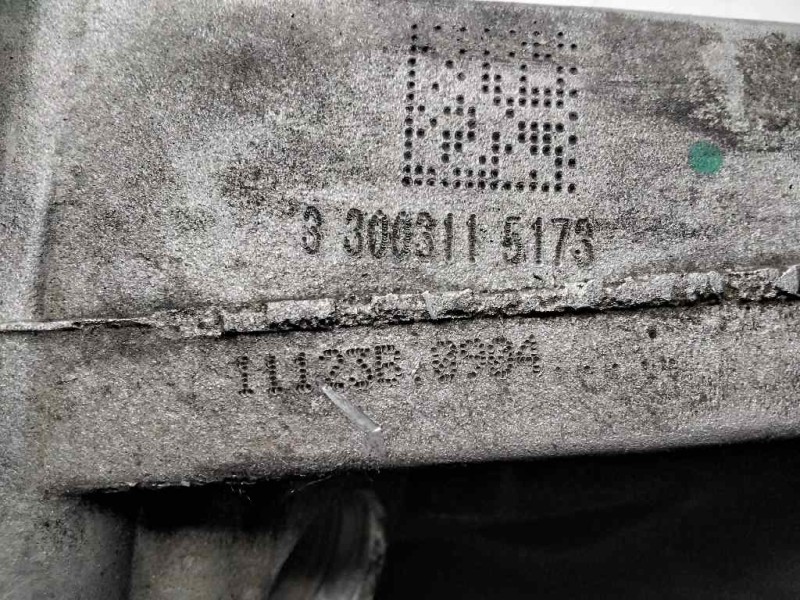 Recambio de caja termostato para opel insignia berlina cosmo referencia OEM IAM 33003115173  