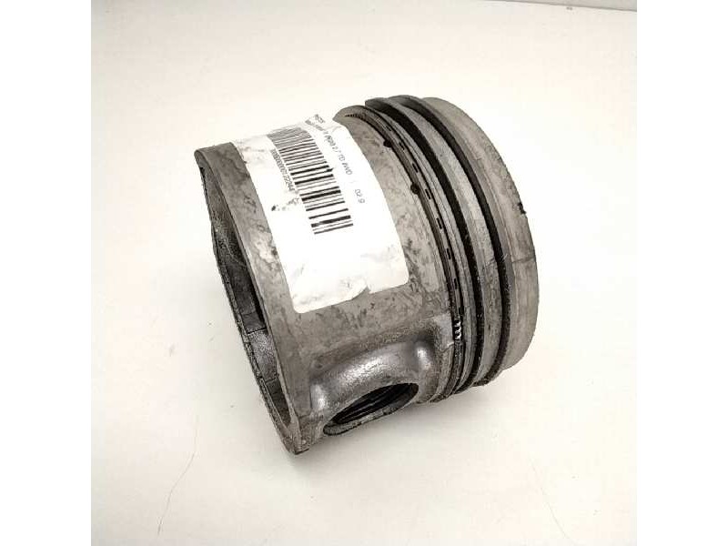 Recambio de piston para nissan terrano/terrano.ii (r20) 2.7 turbodiesel referencia OEM IAM   