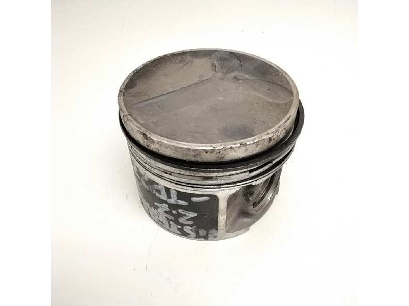 Recambio de piston para nissan terrano/terrano.ii (r20) 2.7 turbodiesel referencia OEM IAM   