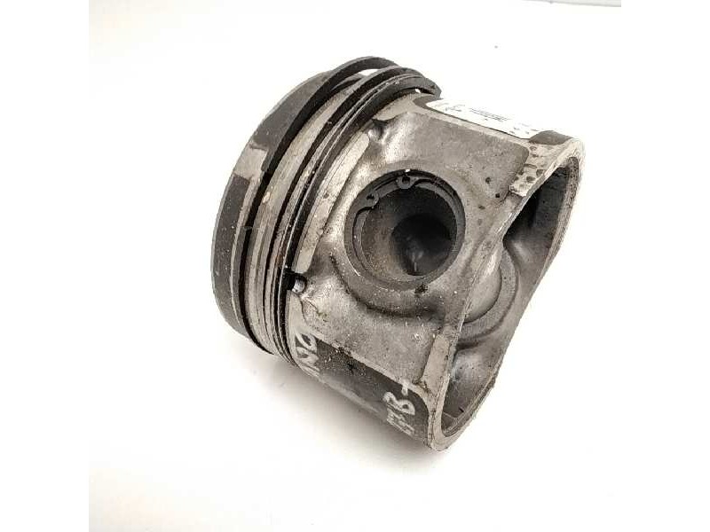 Recambio de piston para nissan terrano/terrano.ii (r20) 2.7 turbodiesel referencia OEM IAM   