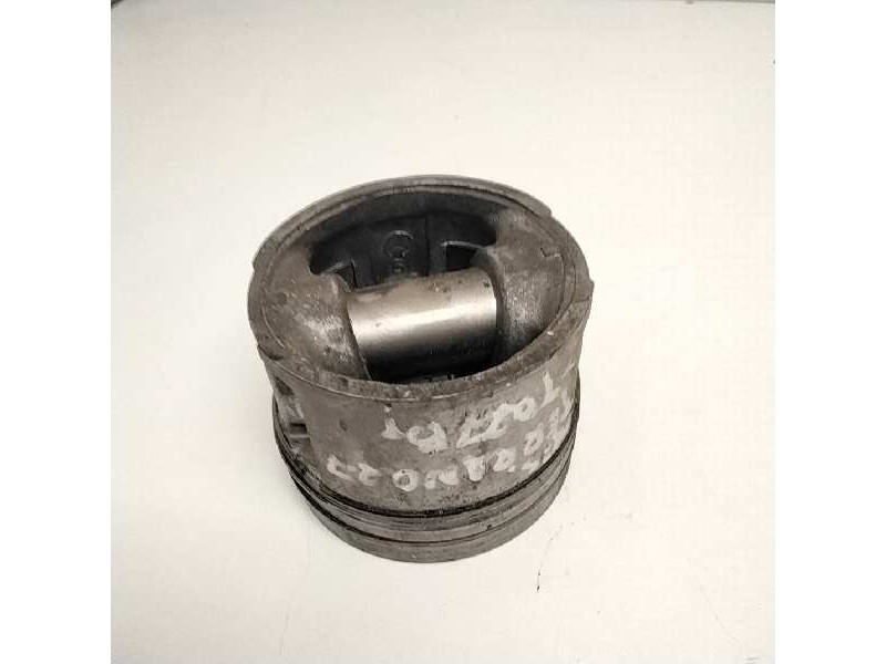 Recambio de piston para nissan terrano/terrano.ii (r20) 2.7 turbodiesel referencia OEM IAM   