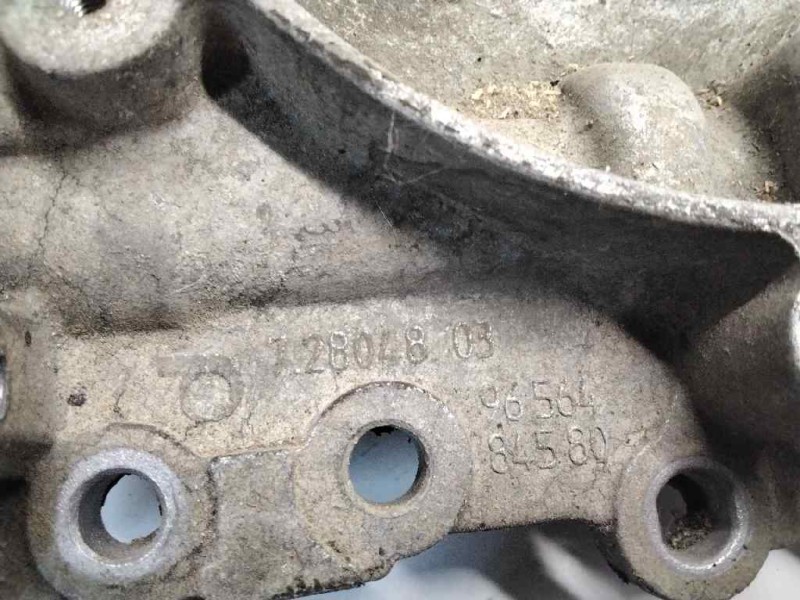 Recambio de bomba aceite para peugeot 308 sw 1.6 16v hdi referencia OEM IAM 72804803 9H02 