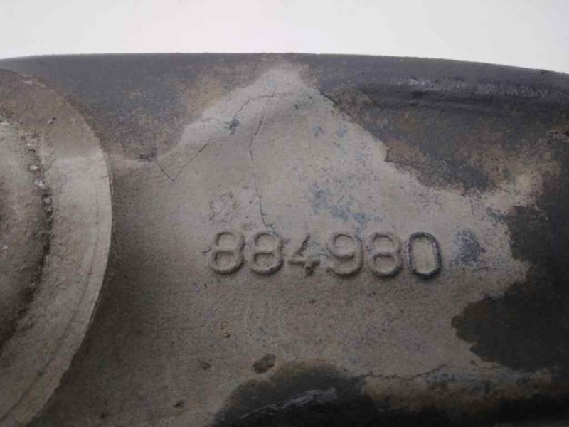 Recambio de brazo suspension inferior delantero derecho para citroen ds5 2.0 hdi fap referencia OEM IAM 884980  