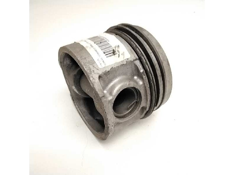Recambio de piston para nissan terrano/terrano.ii (r20) 2.7 turbodiesel referencia OEM IAM   