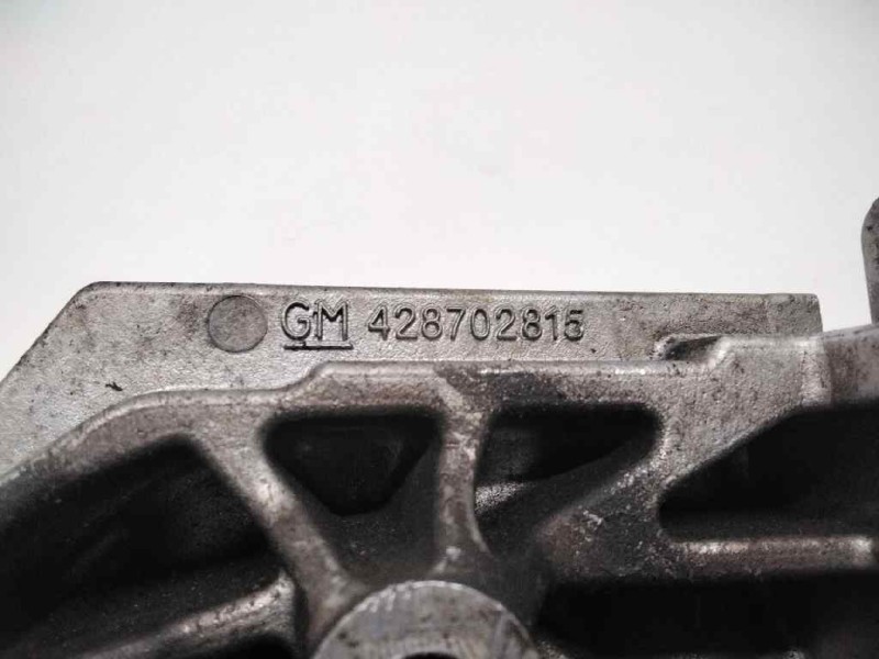 Recambio de soporte motor derecho inferior para opel astra j lim. cosmo referencia OEM IAM 428702815  