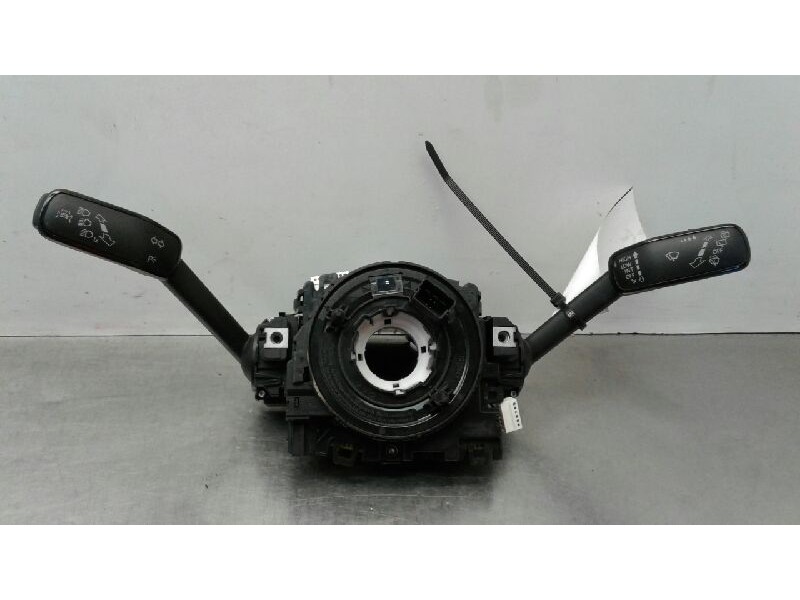 Recambio de anillo airbag para volkswagen golf vii lim. sport by r-line bluemotion referencia OEM IAM 5Q0953507DD  