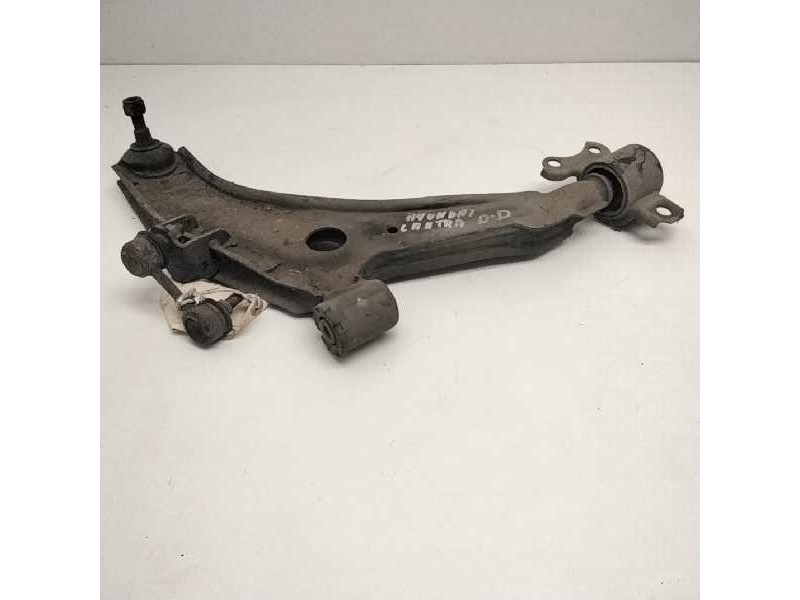 Recambio de brazo suspension inferior delantero derecho para hyundai lantra berlina (rd) 1.6 cat referencia OEM IAM   
