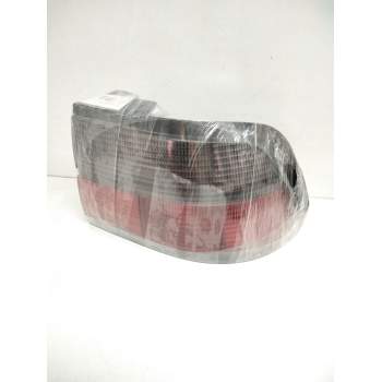 Recambio de piloto trasero derecho para mg serie 800 (rs) referencia OEM IAM L972R  107109