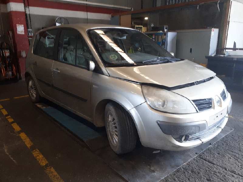 renault scenic ii del año 2008