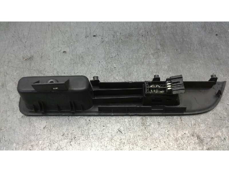 Recambio de mando elevalunas delantero derecho para suzuki swift berlina (mz) gl (3-ptas.) referencia OEM IAM 3799562J00000  