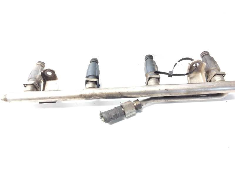 Recambio de rampa inyectora para audi a4 berlina (8e) 1.8 t referencia OEM IAM 06B133317N  