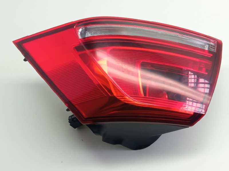 Recambio de piloto trasero derecho para volkswagen golf vii lim. sport by r-line bluemotion referencia OEM IAM   