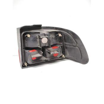 Recambio de piloto trasero izquierdo para mg serie 800 (rs) referencia OEM IAM VALEO 2220L 1383483 107110