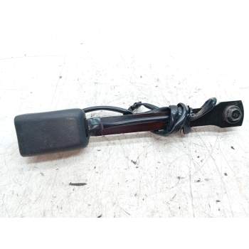 Recambio de enganche cinturon trasero izquierdo para nissan juke (f15) 1.5 dci referencia OEM IAM 6157596A  
