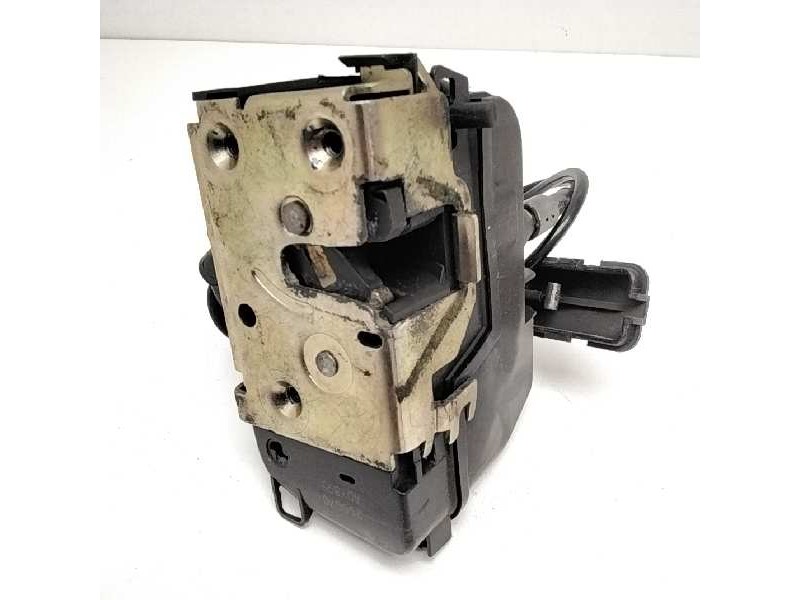 Recambio de cerradura puerta trasera derecha para nissan primera berlina (p12) 1.6 cat referencia OEM IAM   