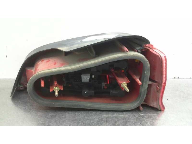 Recambio de piloto trasero izquierdo para peugeot 106 (s2) max d referencia OEM IAM   