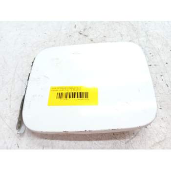 TAPA EXTERIOR COMBUSTIBLE G88301KAMA 