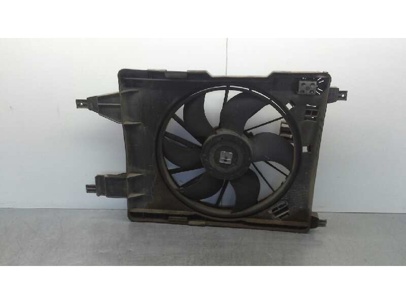 Recambio de electroventilador para renault scenic ii luxe privilege referencia OEM IAM 8200151465  