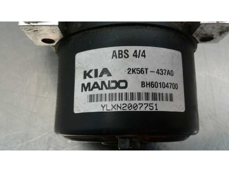 Recambio de abs para kia carnival ii 2.9 crdi cat referencia OEM IAM 0K2FA667B0 60104700 