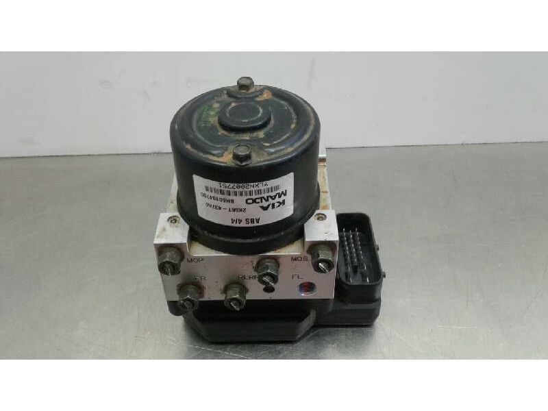 Recambio de abs para kia carnival ii 2.9 crdi cat referencia OEM IAM 0K2FA667B0 60104700 