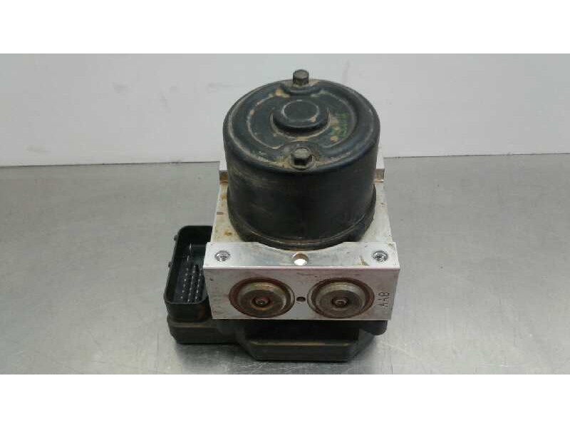 Recambio de abs para kia carnival ii 2.9 crdi cat referencia OEM IAM 0K2FA667B0 60104700 