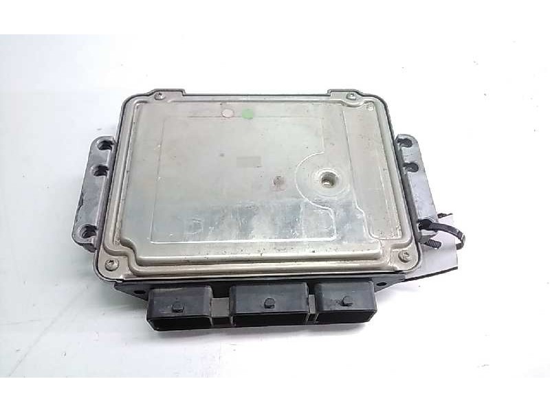 Recambio de centralita motor uce para citroen c5 berlina 1.6 hdi cat (9hy / dv6ted4) referencia OEM IAM 9556974780  