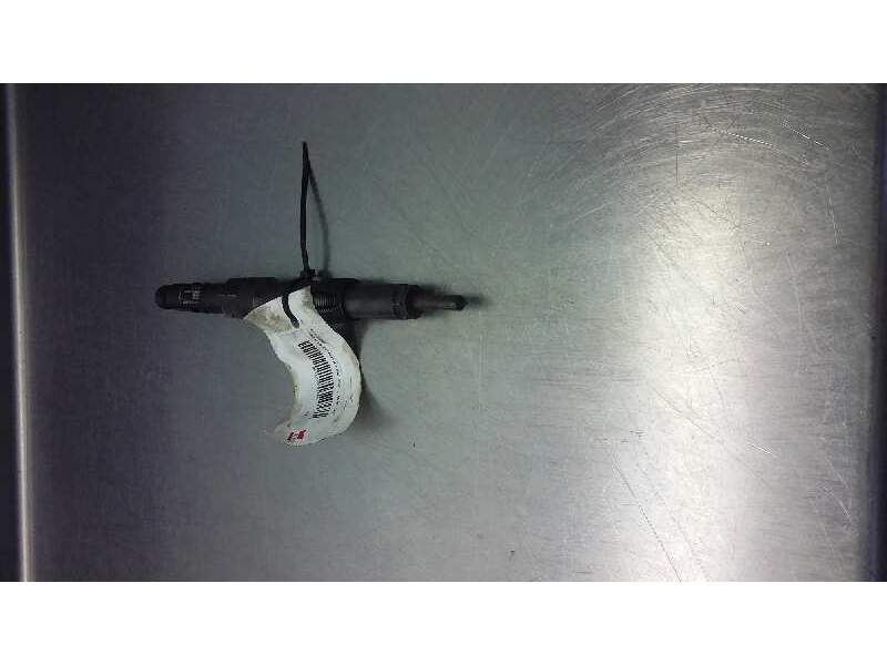 Recambio de inyector para ford mondeo berlina (ge) ghia referencia OEM IAM 2803GA25F83  
