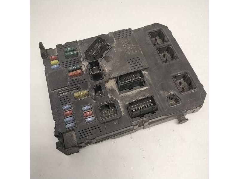 Recambio de centralita bsi para citroen c3 referencia OEM IAM 9653667380 9661707880 DELPHY