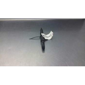 Recambio de inyector para ford mondeo berlina (ge) ghia referencia OEM IAM 2803GA25F83  