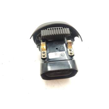 Recambio de aireador derecho para mercedes-benz clase c all-terrain (s206) c 220 d 4-matic (206.214) referencia OEM IAM A2068303