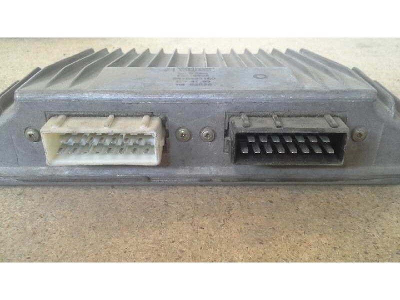 Recambio de centralita motor uce para citroen xantia berlina 1.9 turbodiesel referencia OEM IAM 73810802 9610493100 